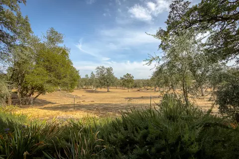 21833 Squaw Grass Trl, Redding, CA 96003 photo 46
