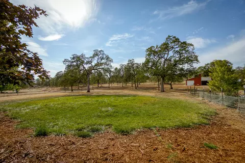 21833 Squaw Grass Trl, Redding, CA 96003 photo 57