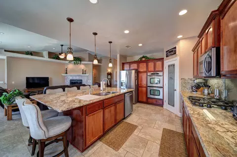 131 Ironwood Ln, Redding, CA 96003 photo 12