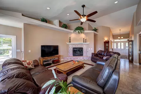 131 Ironwood Ln, Redding, CA 96003 photo 14
