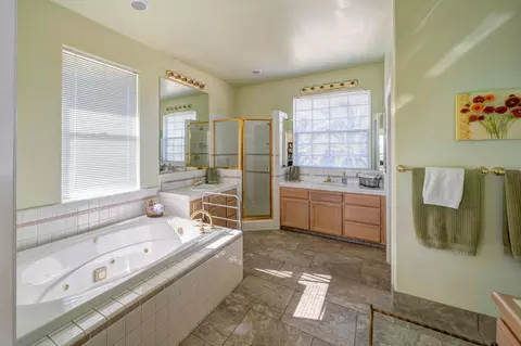 131 Ironwood Ln, Redding, CA 96003 photo 30