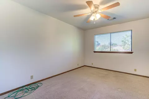 1885 Pineland Ct, Redding, CA 96002 photo 27