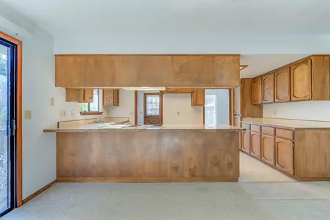 1885 Pineland Ct, Redding, CA 96002 photo 10