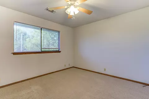 1885 Pineland Ct, Redding, CA 96002 photo 24