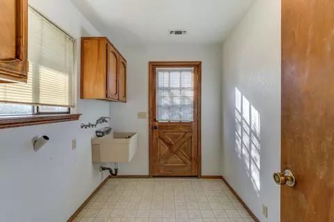 1885 Pineland Ct, Redding, CA 96002 photo 15