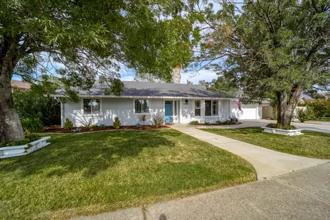 2930 Panorama Dr, Redding, CA 96003 photo 1