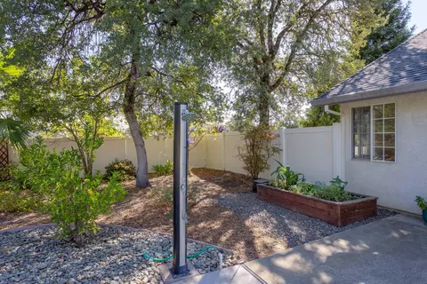 19236 Pinnacle Ct, Redding, CA 96003 photo 37