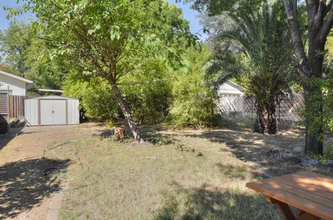 2295 Paris Ave, Redding, CA 96001 photo 10