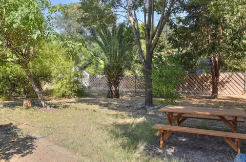 2295 Paris Ave, Redding, CA 96001 photo 11