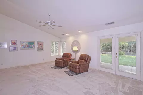 11538 Barzin Ln, Redding, CA 96003 photo 12
