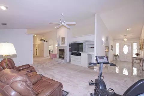 11538 Barzin Ln, Redding, CA 96003 photo 11