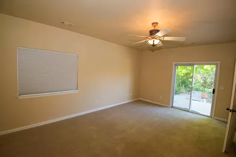 3818 Siskiyou St, Redding, CA 96001 photo 13