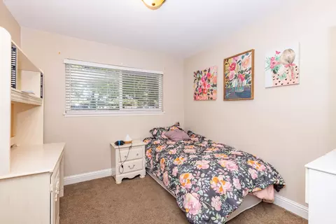 2568 Belladonna St, Redding, CA 96002 photo 13