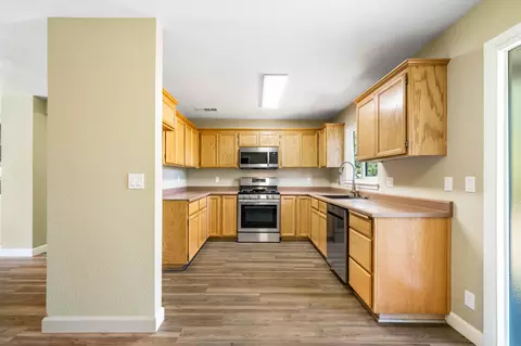 2907 West Way, Redding, CA 96002 photo 9