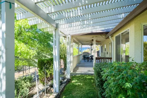 3592 Sunglow Dr, Redding, CA 96001 photo 17