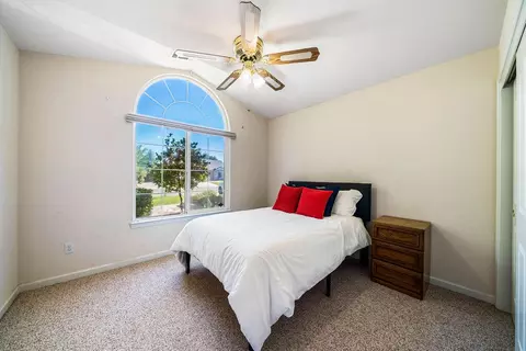 3592 Sunglow Dr, Redding, CA 96001 photo 12