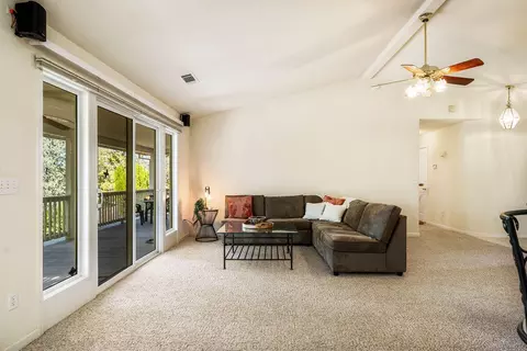 3592 Sunglow Dr, Redding, CA 96001 photo 4
