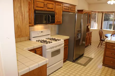 1922 Lagorce Dr, Redding, CA 96003 photo 12