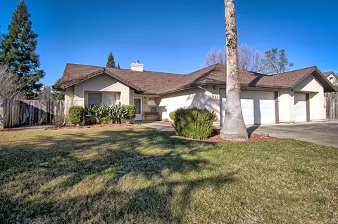 1922 Lagorce Dr, Redding, CA 96003 photo 2
