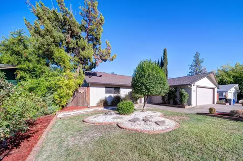 1335 Pleasant St, Redding, CA 96001 photo 23