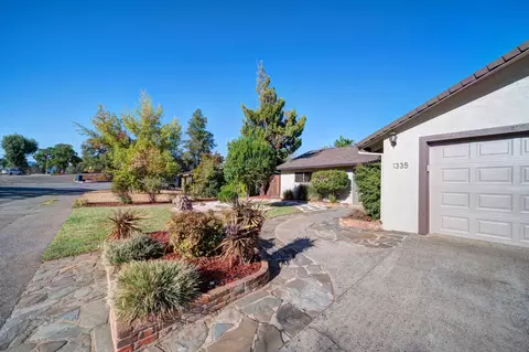 1335 Pleasant St, Redding, CA 96001 photo 24