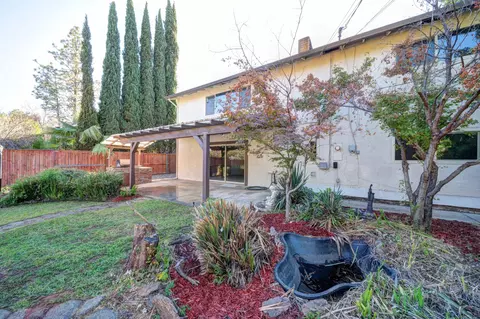1335 Pleasant St, Redding, CA 96001 photo 18