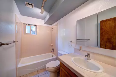1335 Pleasant St, Redding, CA 96001 photo 12