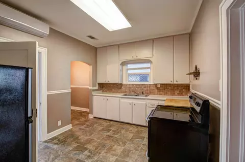 925 Parkview Ave, Redding, CA 96001 photo 14