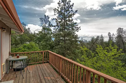 17567 Pine View Dr, Redding, CA 96003 photo 14