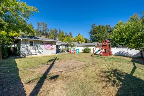 1527 Benton Dr, Redding, CA 96003 photo 34