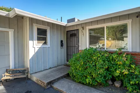 1527 Benton Dr, Redding, CA 96003 photo 9