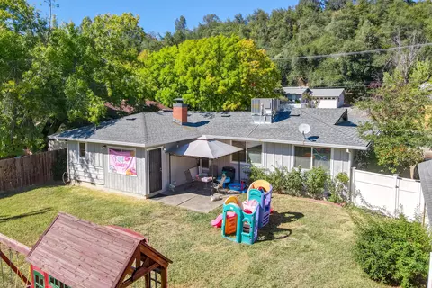 1527 Benton Dr, Redding, CA 96003 photo 39