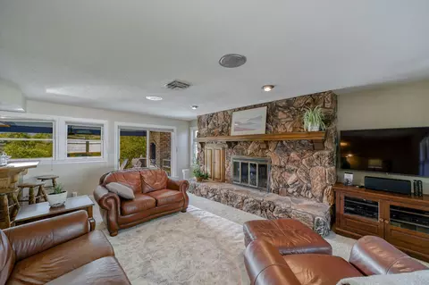 16182 Serene Dr, Redding, CA 96001 photo 24