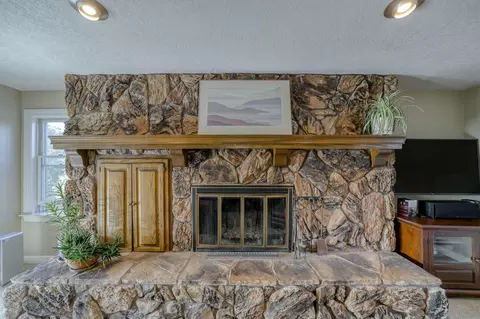 16182 Serene Dr, Redding, CA 96001 photo 32
