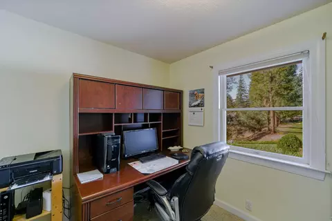 16182 Serene Dr, Redding, CA 96001 photo 45