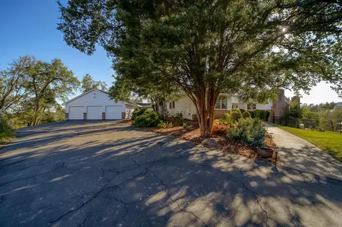 16182 Serene Dr, Redding, CA 96001 photo 4