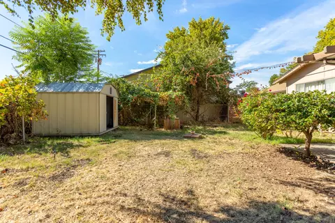 845 Loma St, Redding, CA 96003 photo 26