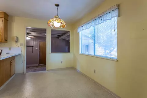 845 Loma St, Redding, CA 96003 photo 10