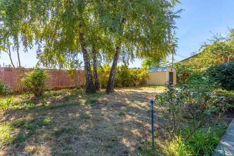 845 Loma St, Redding, CA 96003 photo 25