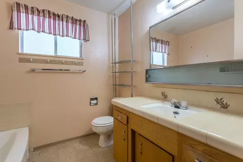 845 Loma St, Redding, CA 96003 photo 19
