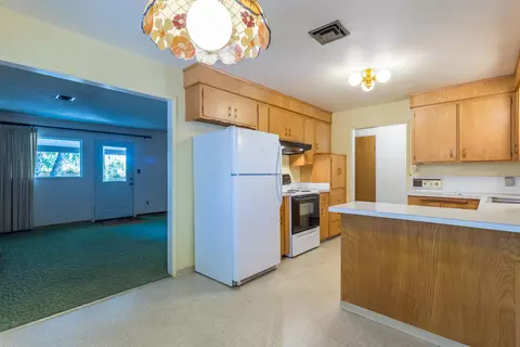 845 Loma St, Redding, CA 96003 photo 7