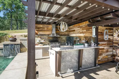 996 Montclair Dr, Redding, CA 96003 photo 32