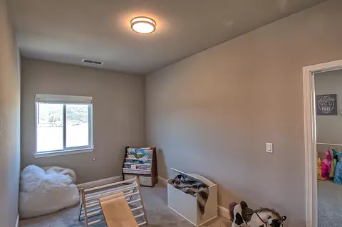 858 Congaree Ln, Redding, CA 96001 photo 20