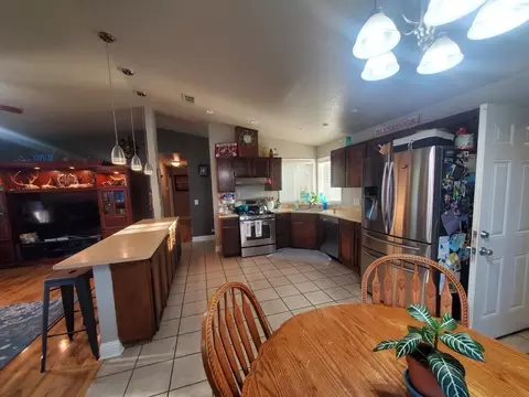 1947 Mary Lake Dr, Redding, CA 96001 photo 4