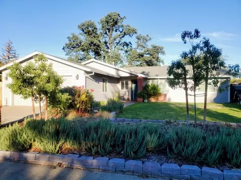 1947 Mary Lake Dr, Redding, CA 96001 photo 3