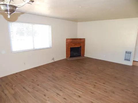 1561 Pinon Ave, Anderson, CA 96007 photo 5
