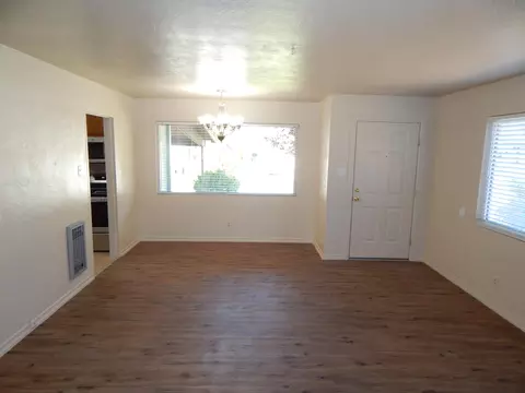 1561 Pinon Ave, Anderson, CA 96007 photo 4