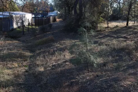 3405 Glenwood Dr, Redding, CA 96003 photo 8
