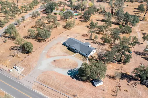 9449 Stillwater Rd, Redding, CA 96003 photo 32