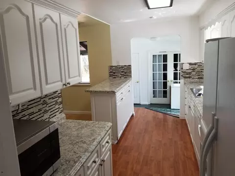 2551 Sacramento Dr, Redding, CA 96001 photo 9
